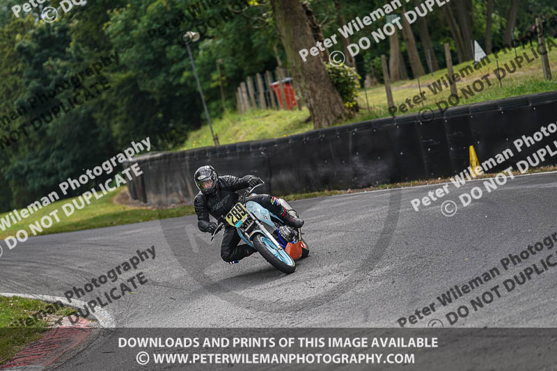 cadwell no limits trackday;cadwell park;cadwell park photographs;cadwell trackday photographs;enduro digital images;event digital images;eventdigitalimages;no limits trackdays;peter wileman photography;racing digital images;trackday digital images;trackday photos